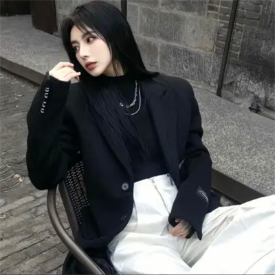 独一无二的女生高冷头像