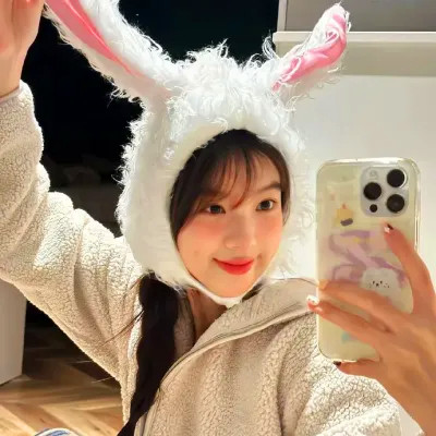 2025年的头像女生