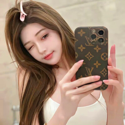 拿手机女头高清图片