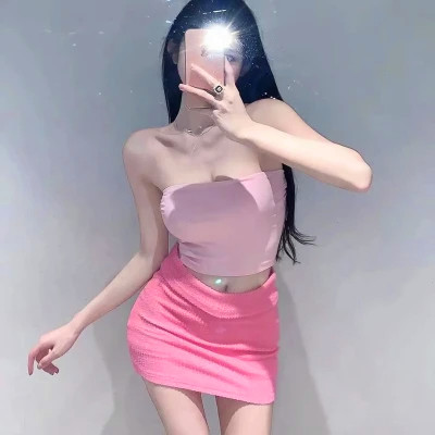 拿手机女头高清图片