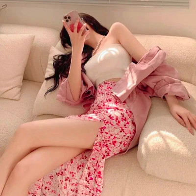 拿手机拍照女生头像