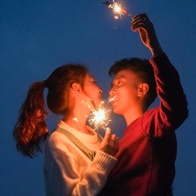 2025最火一男一女情侣头像