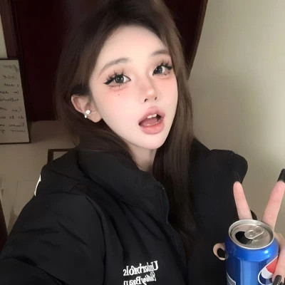 简约时尚女生头像精选