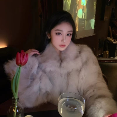 简约时尚女生头像精选