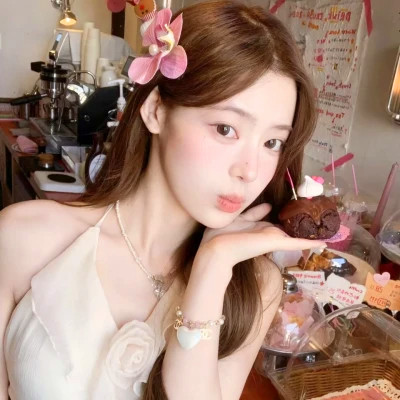 超美女生头像