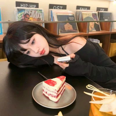 超美女生头像