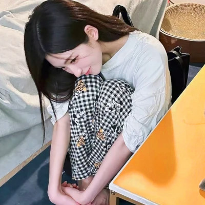 超美女生头像