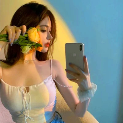 优雅美女侧脸头像