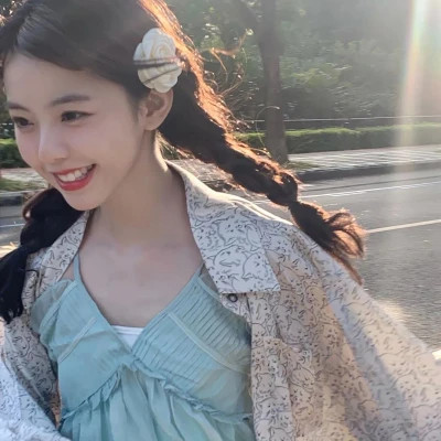 春日氛围感女生头像