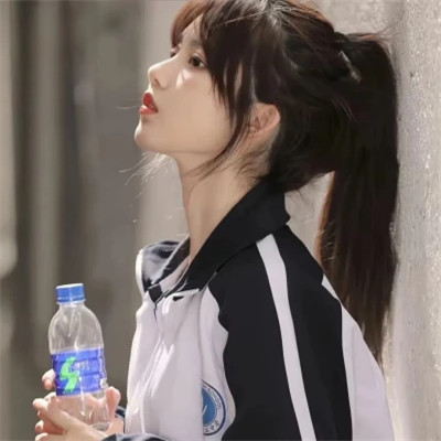 清纯可爱女生头像高清无水印