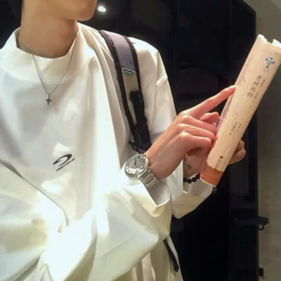 2025男生头像热门推荐