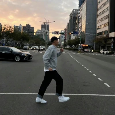 2025年最新版微信头像男图片