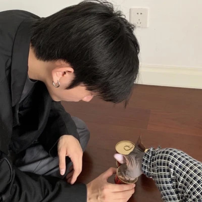 2025年必备精选微信男生头像