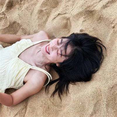 惊艳眼球的独特小众女头