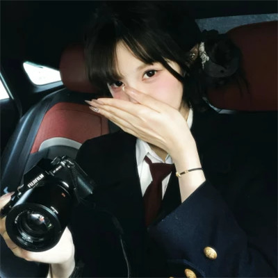 惊艳眼球的独特小众女头