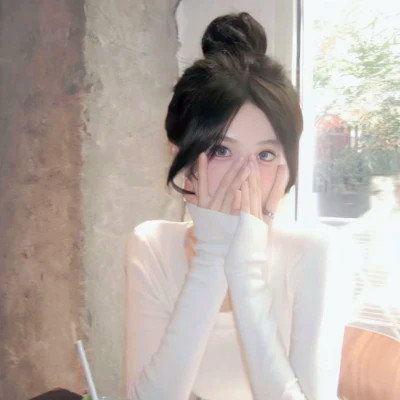 有个性的漂亮美女头像