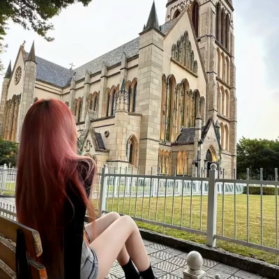 有个性的漂亮美女头像