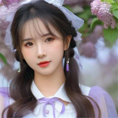 流行2025年女性头像图片