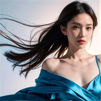 流行2025年女性头像图片