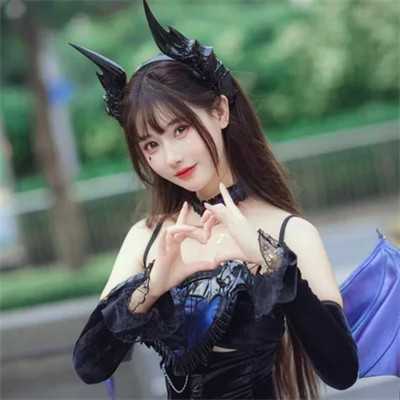 全网最火头像女