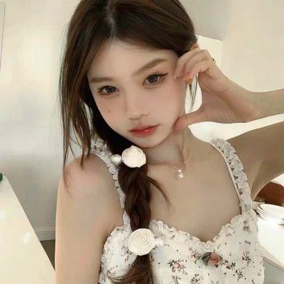 2025年最新版头像女图片