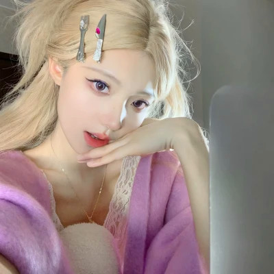 2025年最新版头像女图片