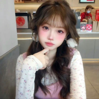2025年最新版头像女图片