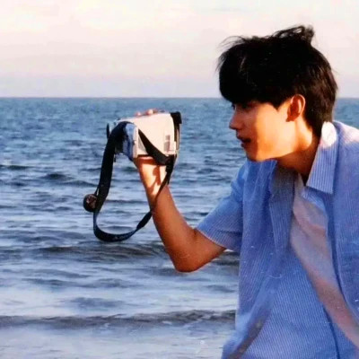 不明显的一男一女情头