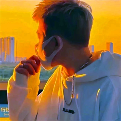 不明显的一男一女情头